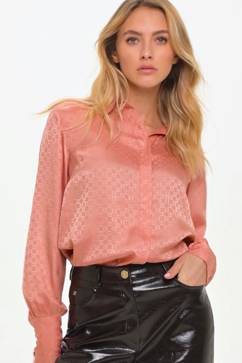 Nikkie - Opava blouse Dusty peach