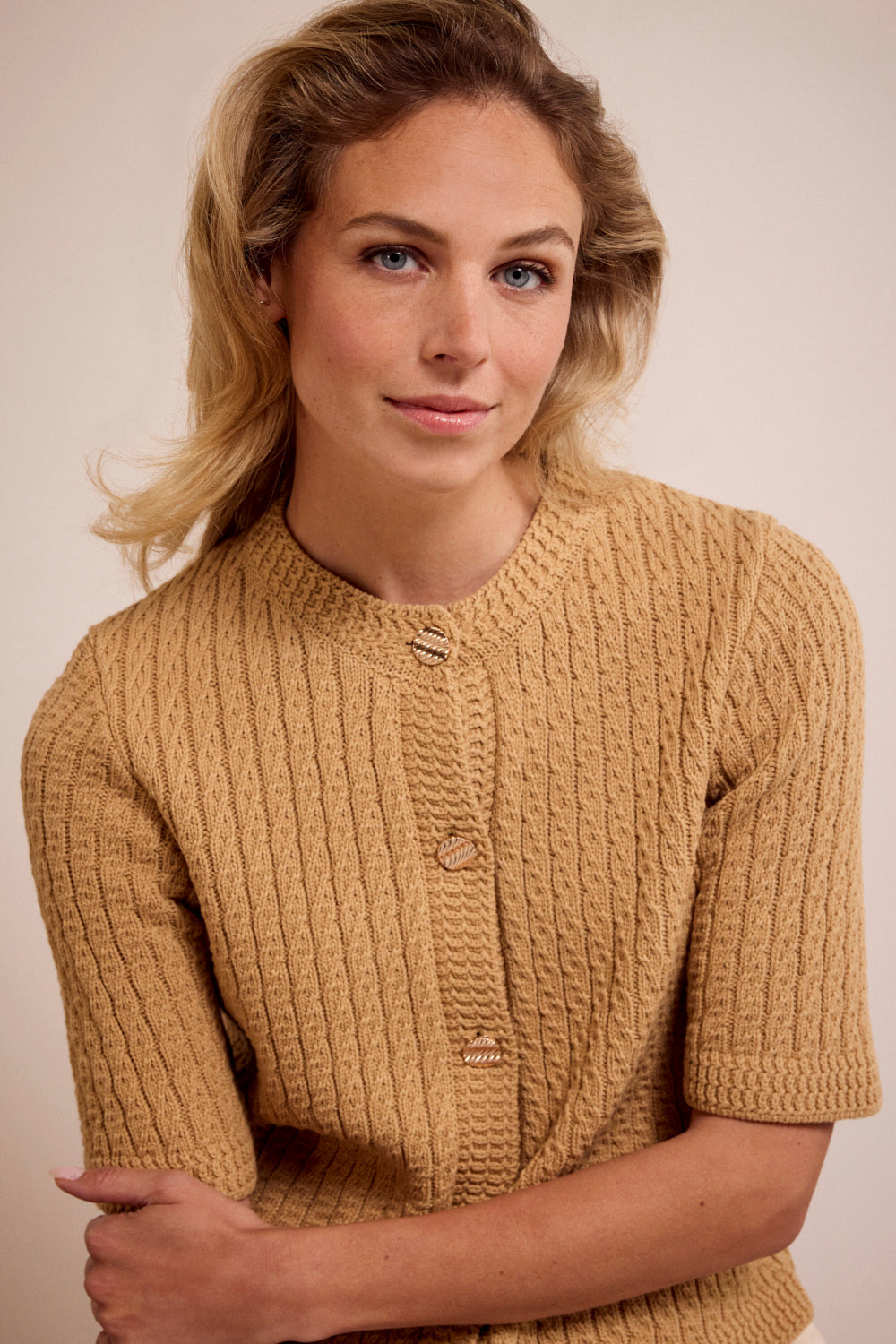 Tramontana - Cable Stitch Cardigan