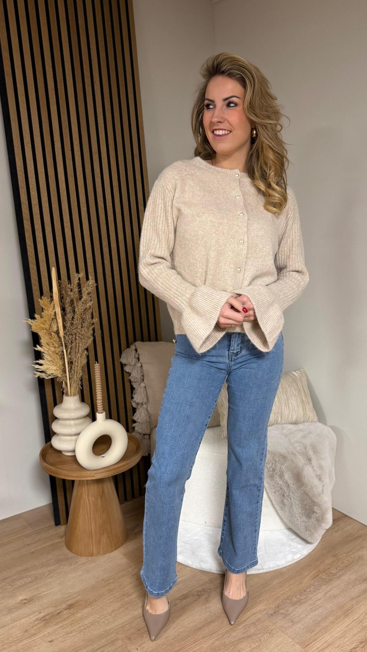 Vest - Beige Met parelknoopjes