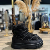 Winter Boots - Bobbi Zwart