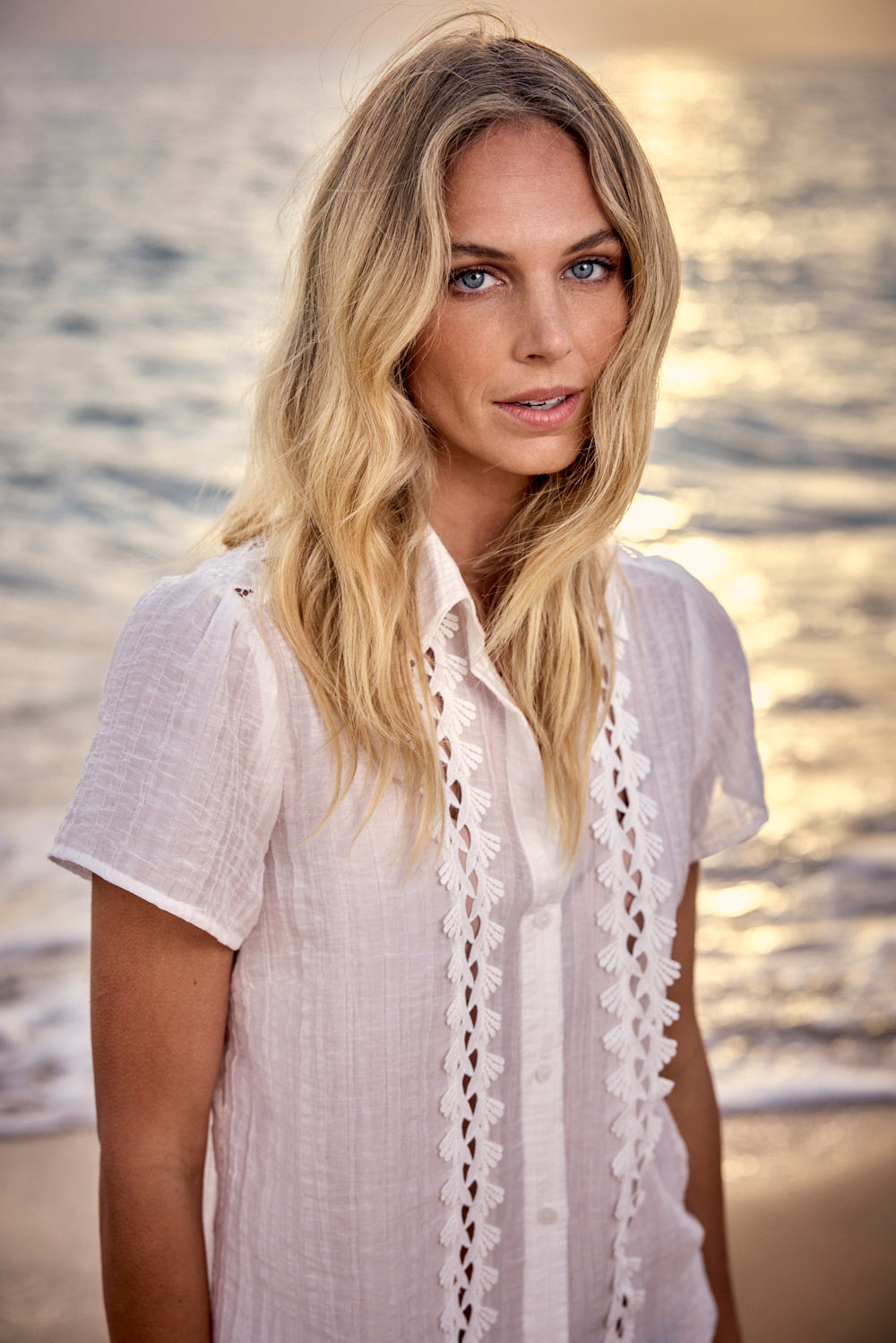 Tramontana - Short sleeve blouse lace