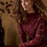Tramontana - Velvet Stretch Lace Pomegrenade