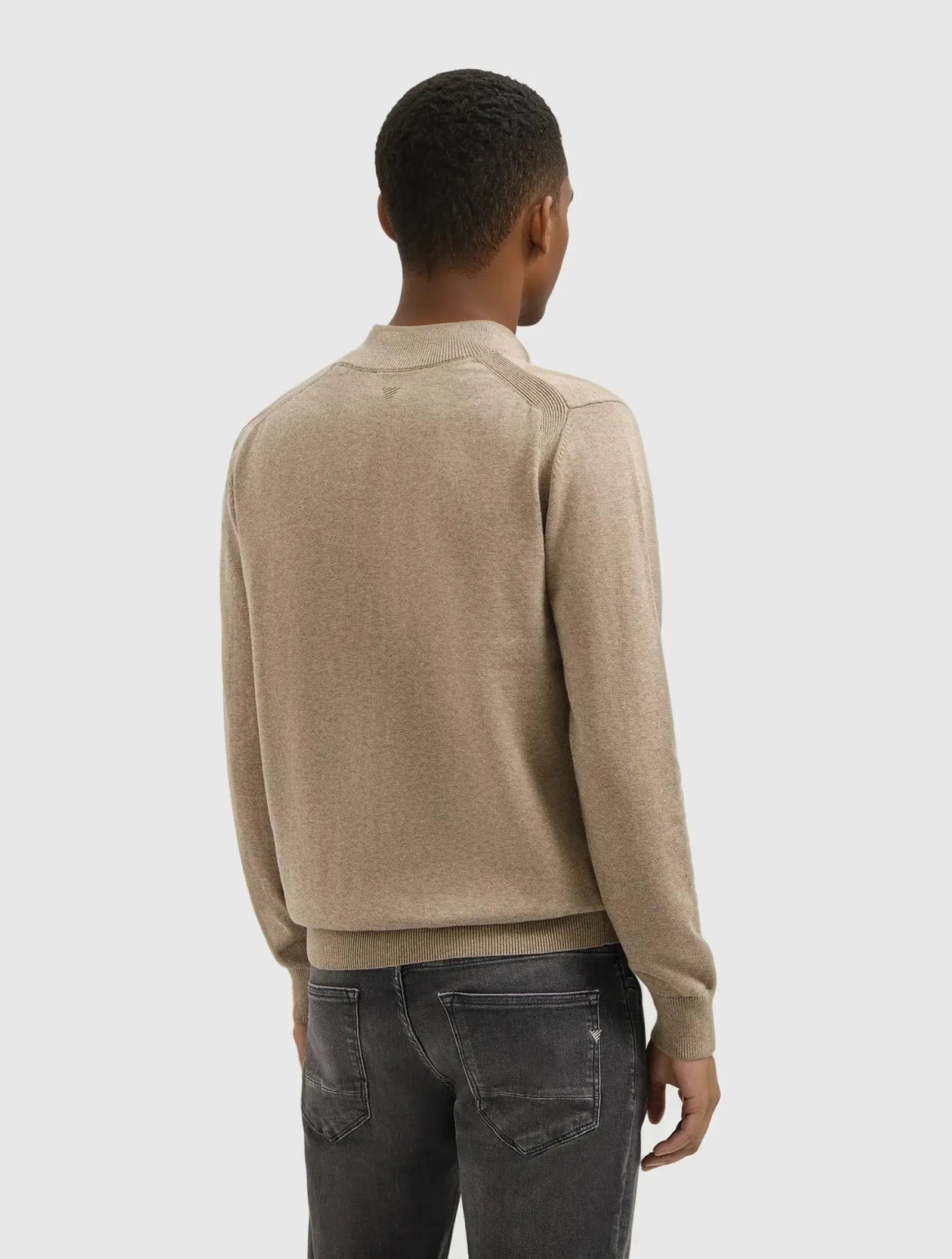 Pure Path - Knit hidden half zip
